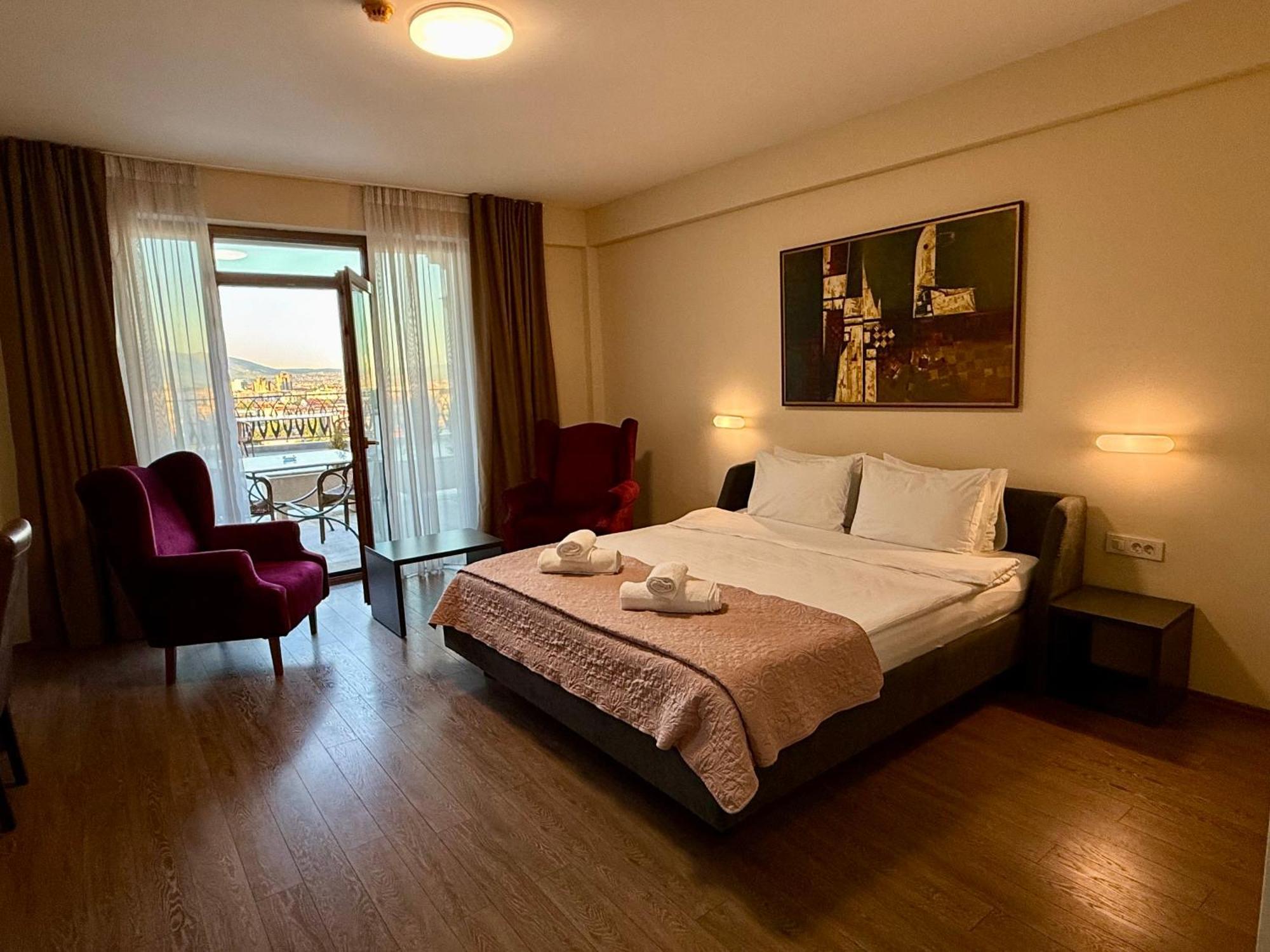 Villa Eleni Apartments Скоп'є Екстер'єр фото