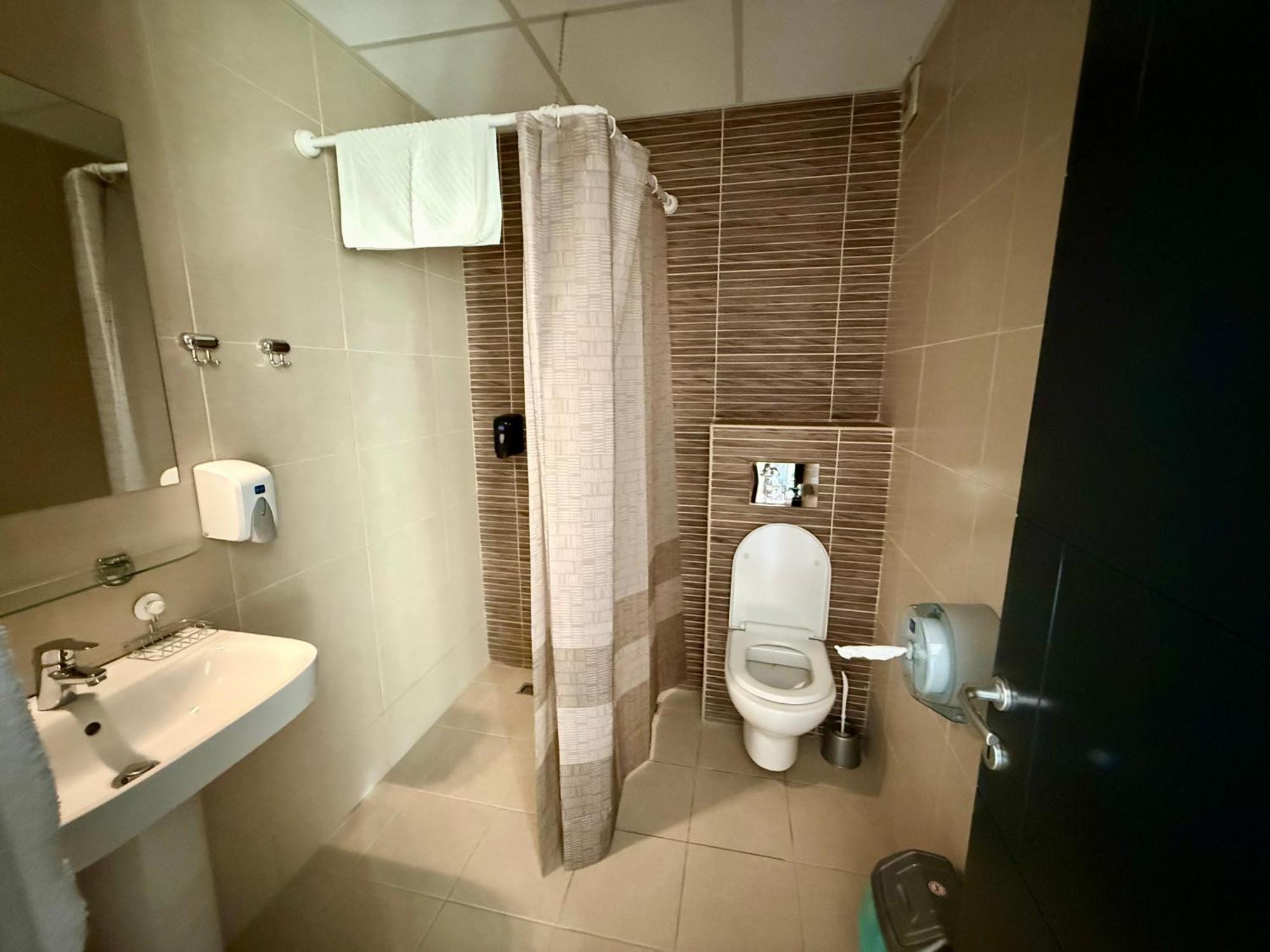Villa Eleni Apartments Скоп'є Екстер'єр фото