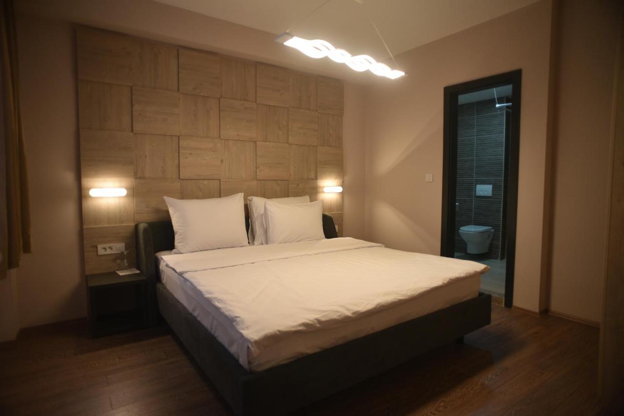 Villa Eleni Apartments Скоп'є Екстер'єр фото