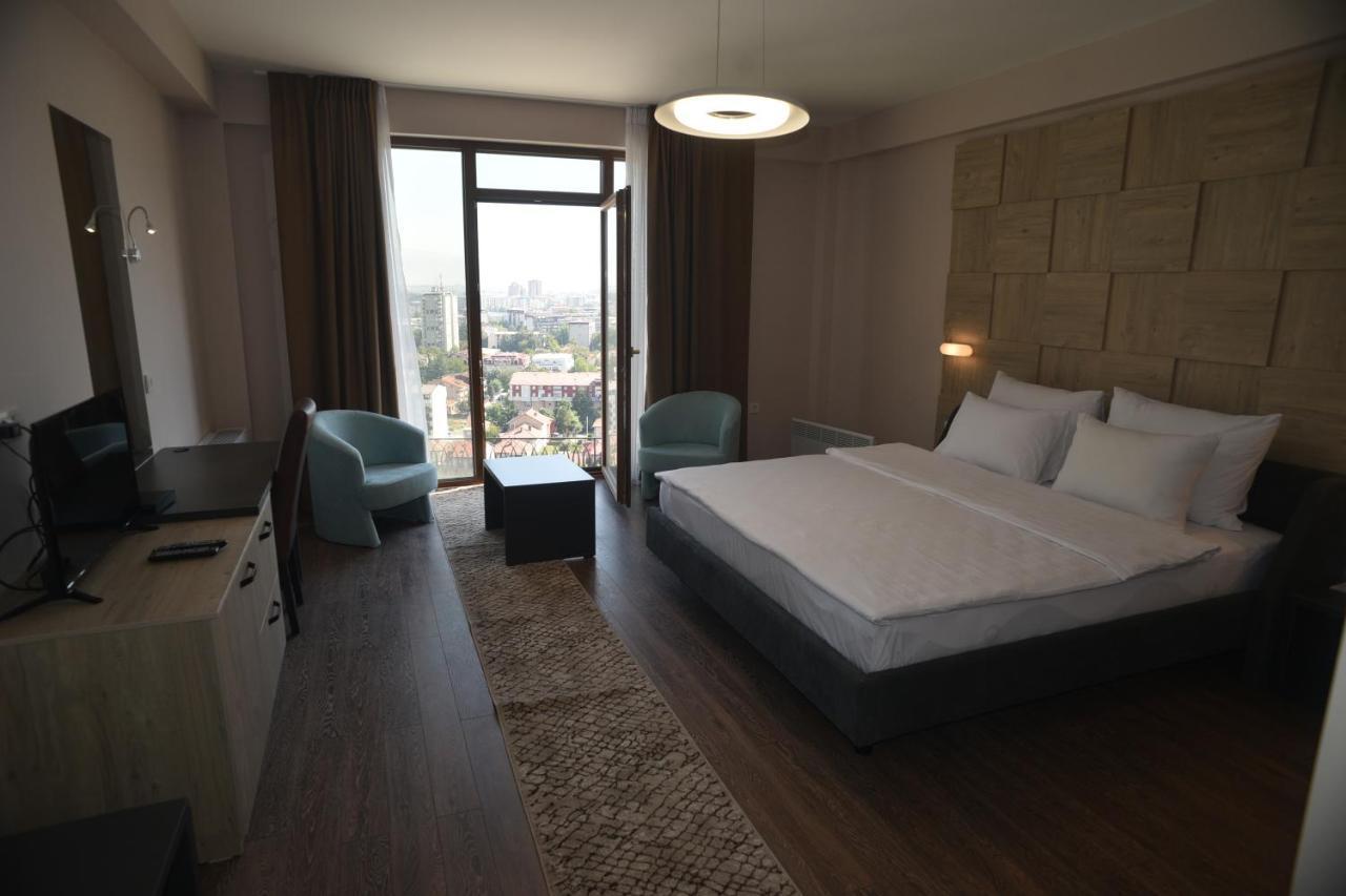 Villa Eleni Apartments Скоп'є Екстер'єр фото